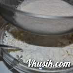 Шаг 2 (Кулинарный рецепт с фото - Сырники)